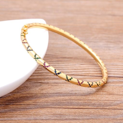 New Arrival Luxury Stackable Statement Gold Bangle 4